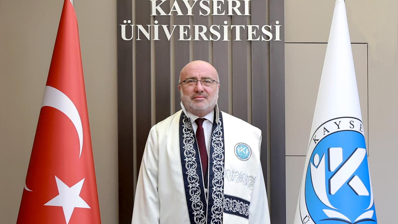 KAYÜ KURULUŞUNUN 8. YILDÖNÜMÜNÜ KUTLUYOR