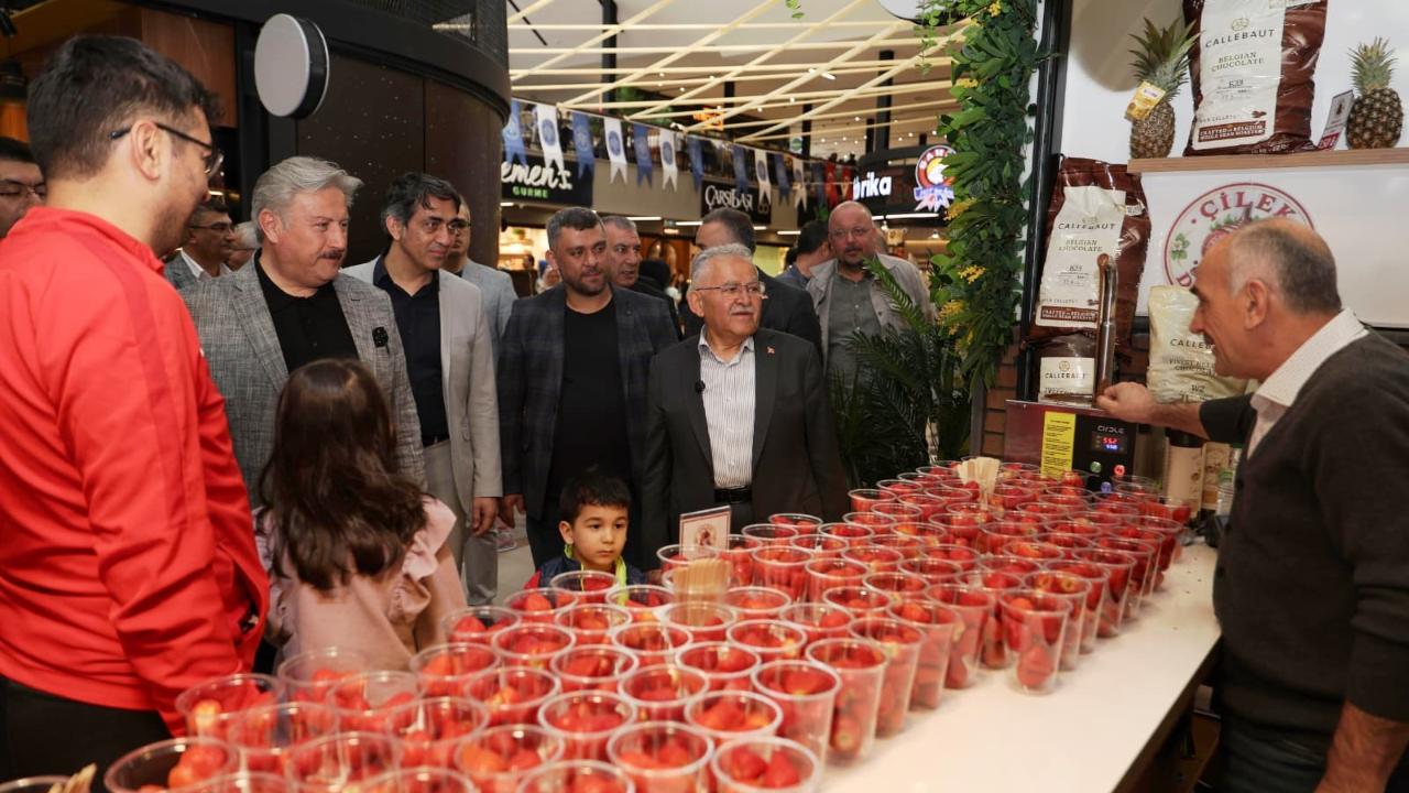 BÜYÜKKILIÇ’TAN ÇARŞI MELİKGAZİ’YE ZİYARET
