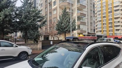 GÖREVLİNİN EŞİNİ ÖLDÜREN SANIĞIN YARGILANMASINA BAŞLANDI