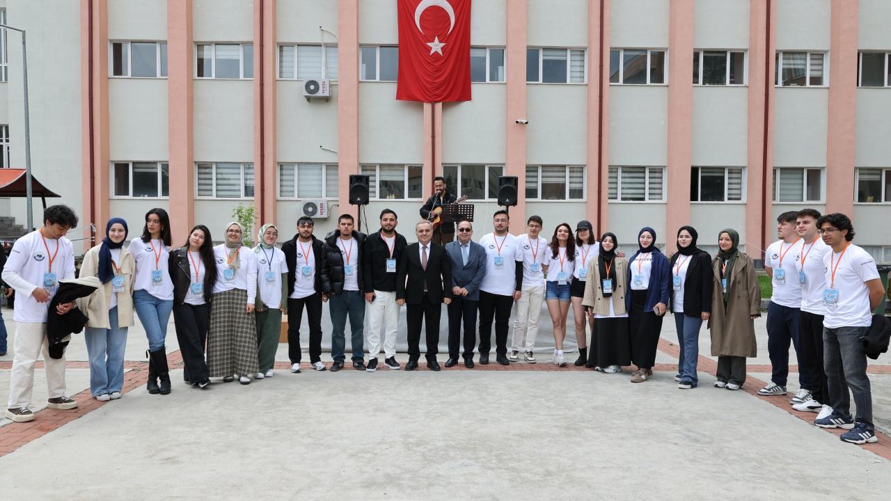 ERÜ’DE "YDYOFEST" DÜZENLENDİ