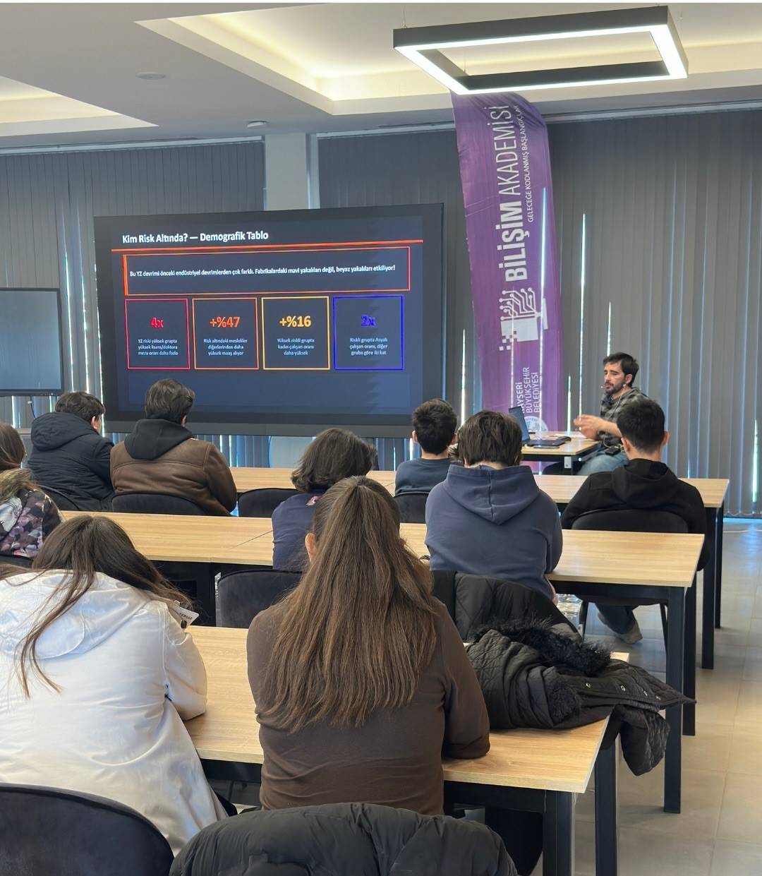 BÜYÜKŞEHİR İLE BİLİM VE TEKNOLOJİ HAFTASI’NDA DOLU DOLU PROGRAM