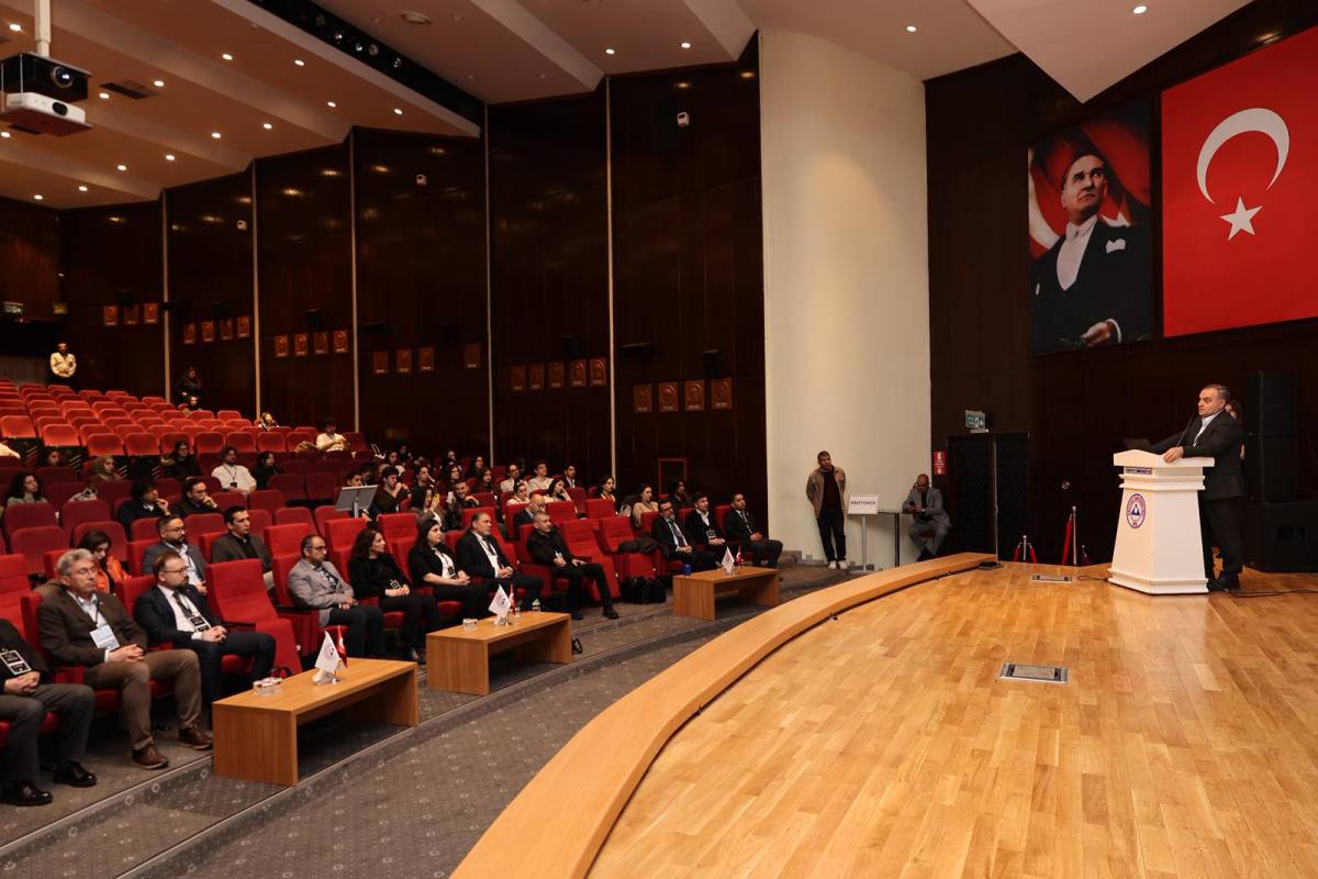 ERÜ’DE, “GERÇEK ZEKA VE YAPAY ZEKA”SEMPOZYUMU