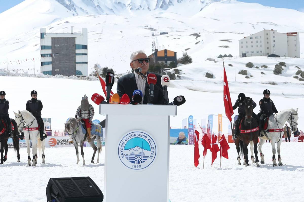 BÜYÜKKILIÇ, “KÖKBÖRÜ OYUNLARI ERCİYES 2026” HEYECANINA ORTAK OLDU