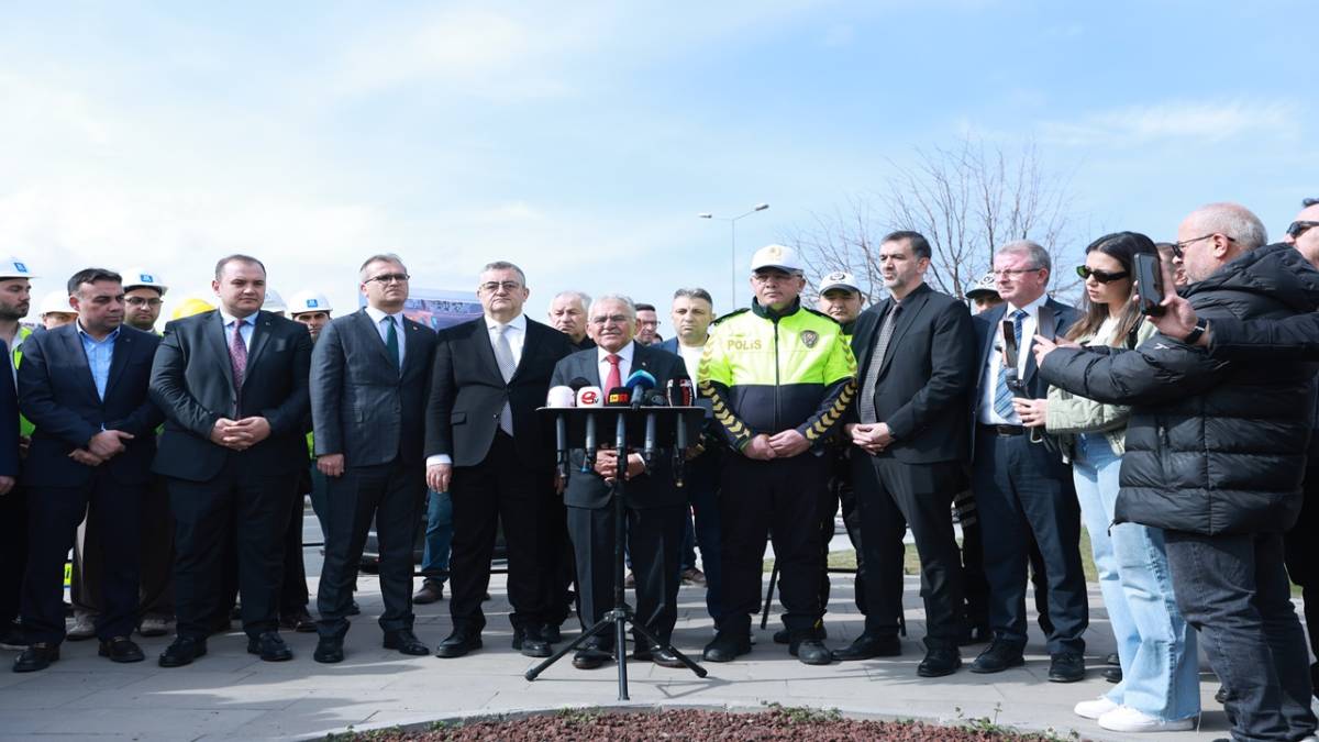 BÜYÜKKILIÇ: “KARTAL KAVŞAĞI’NDA GECE YARISI START VERİLDİ”