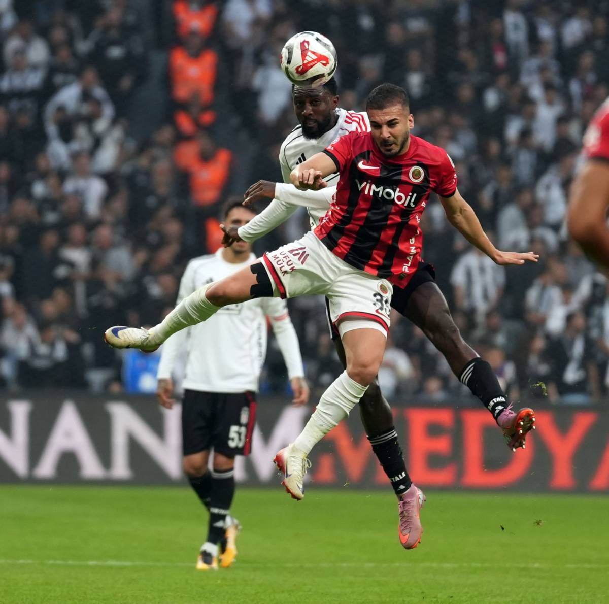 GENÇLERBİRLİĞİ İLE BEŞİKTAŞ 96. RANDEVUDA