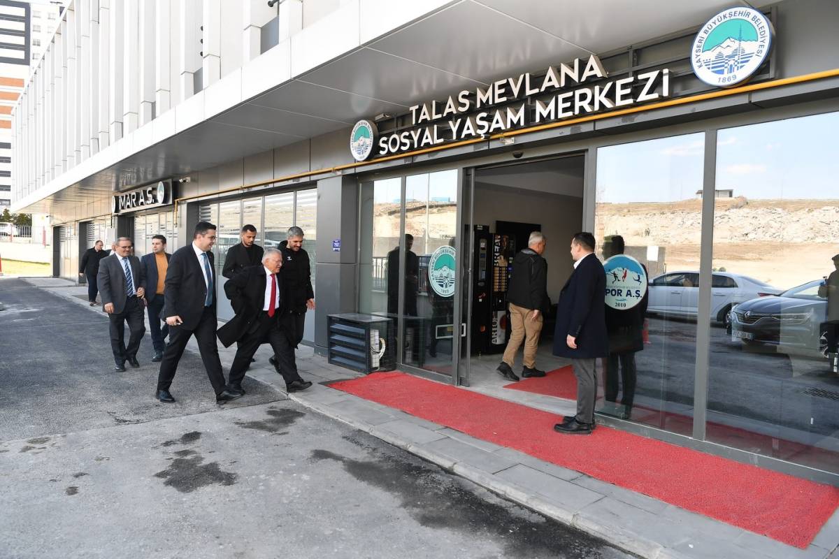 BÜYÜKKILIÇ VE BOYRAZ, TALAS MEVLANA SOSYAL YAŞAM MERKEZİ’Nİ ZİYARET ETTİ