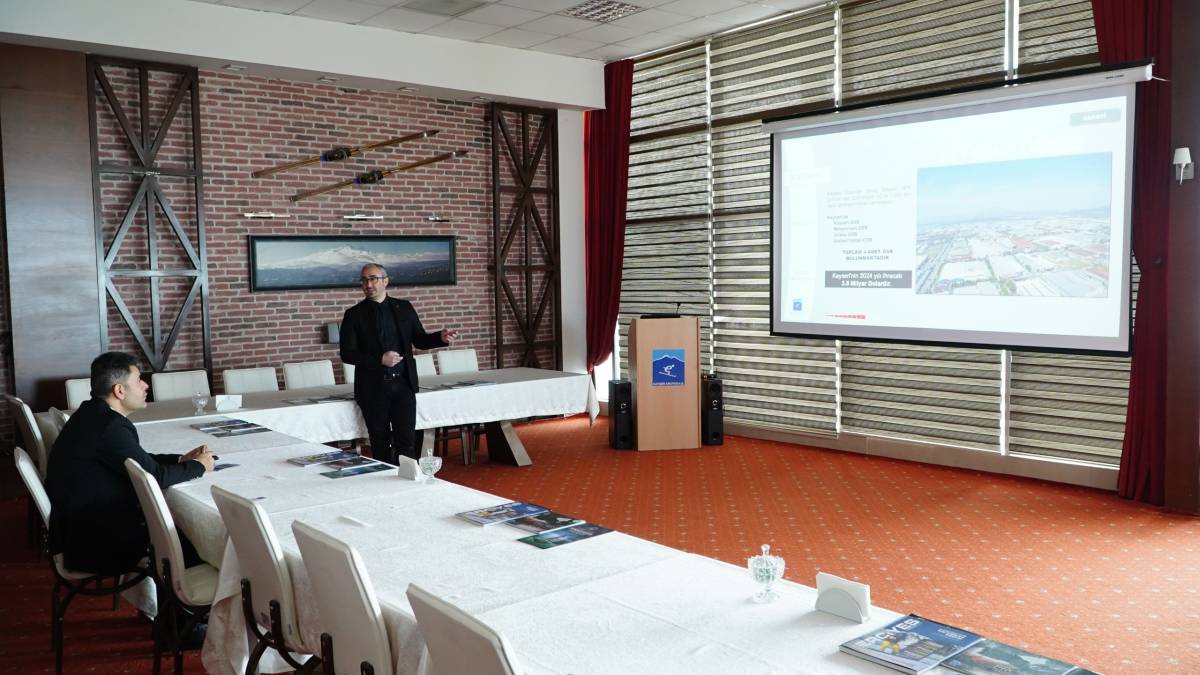 BOYRAZ’A ERCİYES’TE KAPSAMLI SUNUM