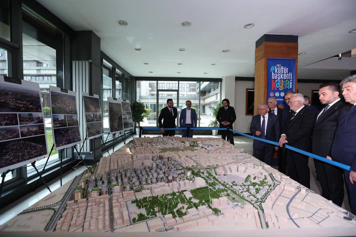 “GELECEĞİ GÖREN VİZYON SAHİBİ BELEDİYE BAŞKANI”