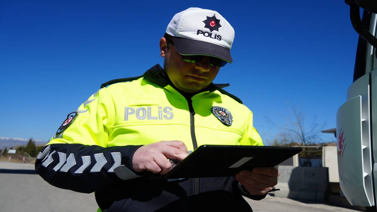 43 İLİN GEÇİŞ NOKTASINDA DENETİMLER ARTIRILDI