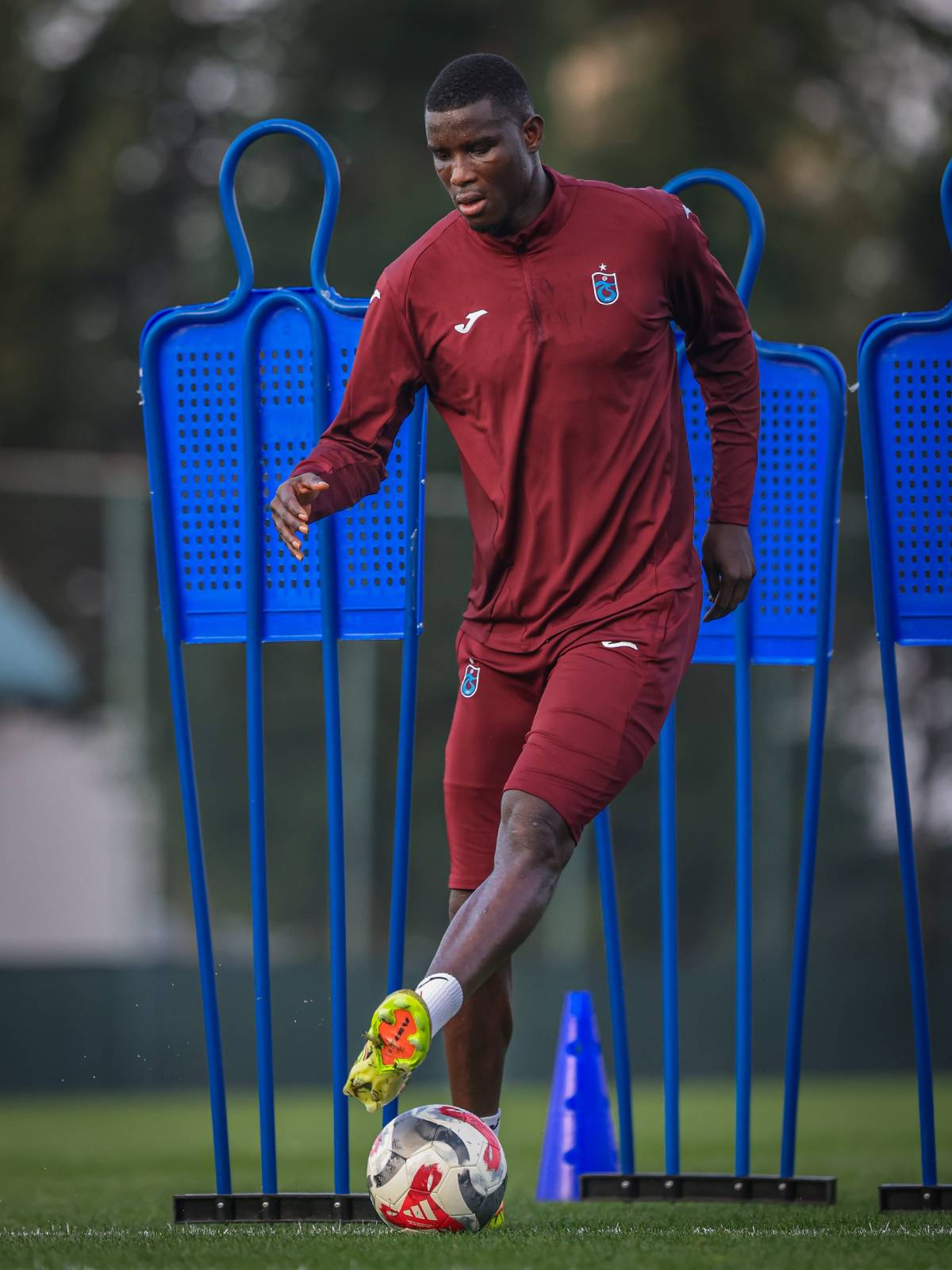 ONUACHU, KULÜP TARİHİNE GEÇMEYE HAZIRLANIYOR