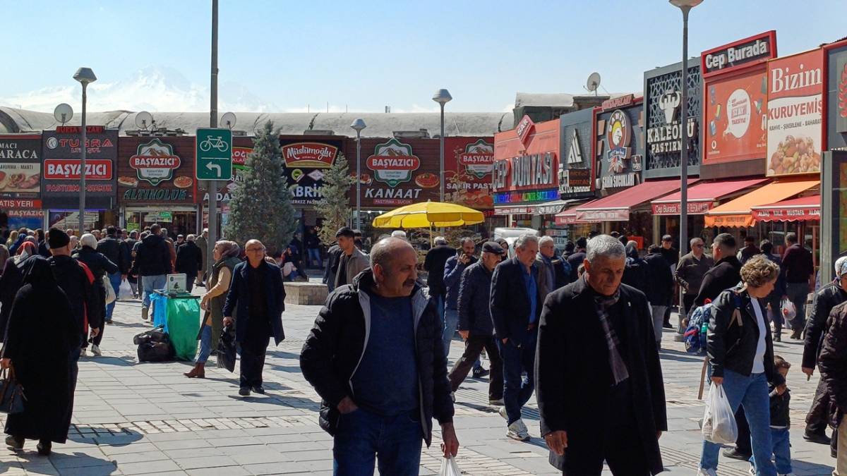 KAYSERİ’DE BAYRAM HAREKETLİLİĞİ