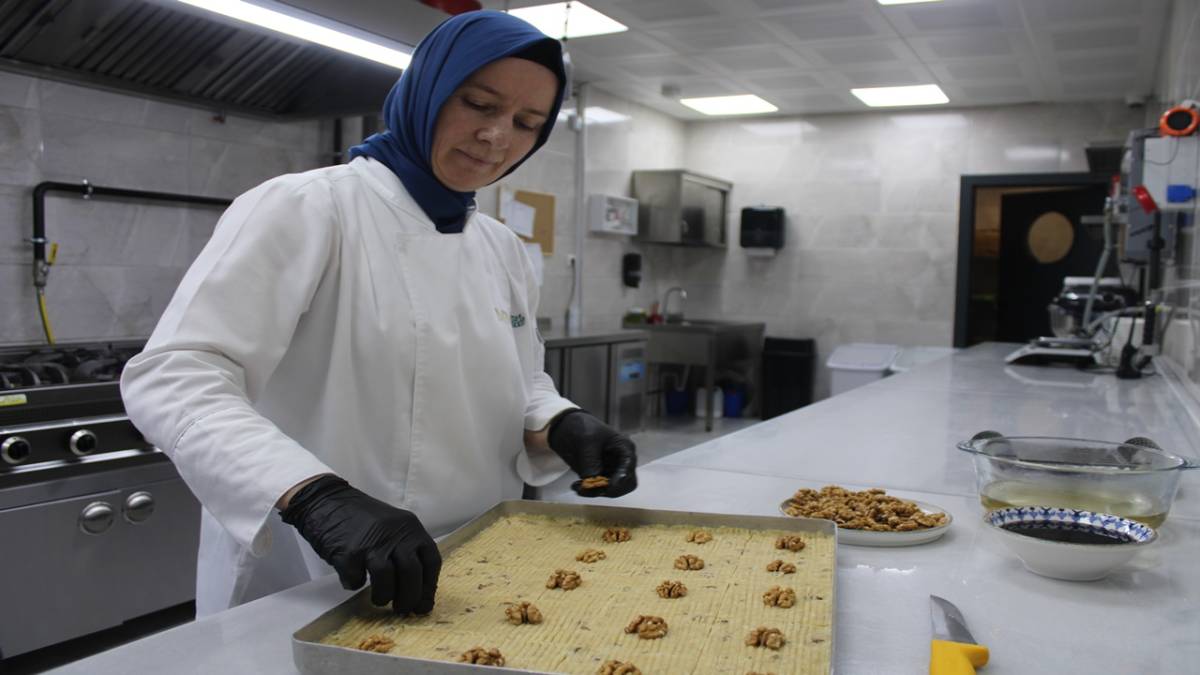 BAYRAMIN VAZGEÇİLMEZ TATLISI OLDU