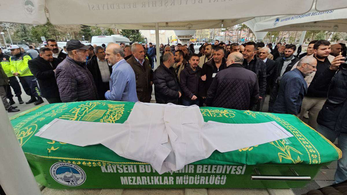 YAREN M. TOPRAĞA VERİLDİ