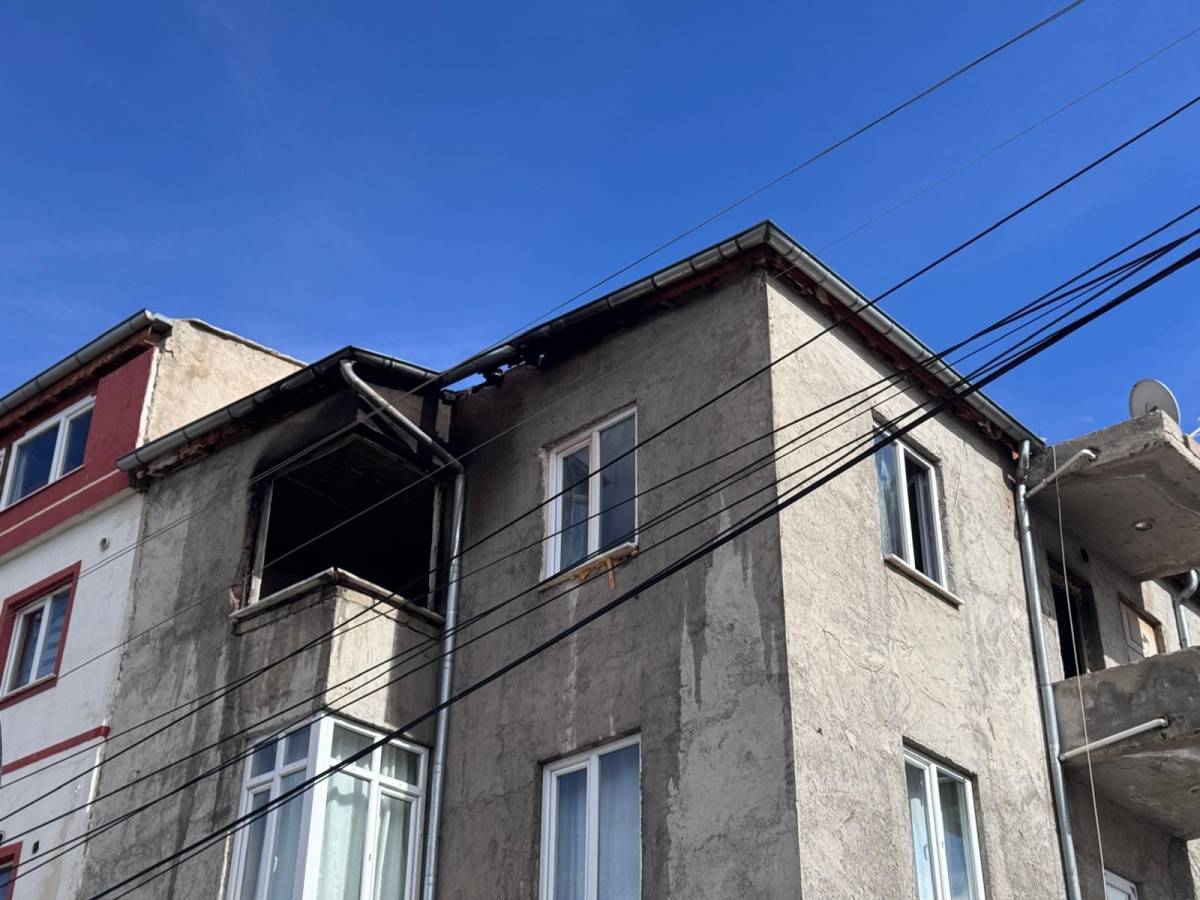 KAYSERİ'DE EV YANGINI