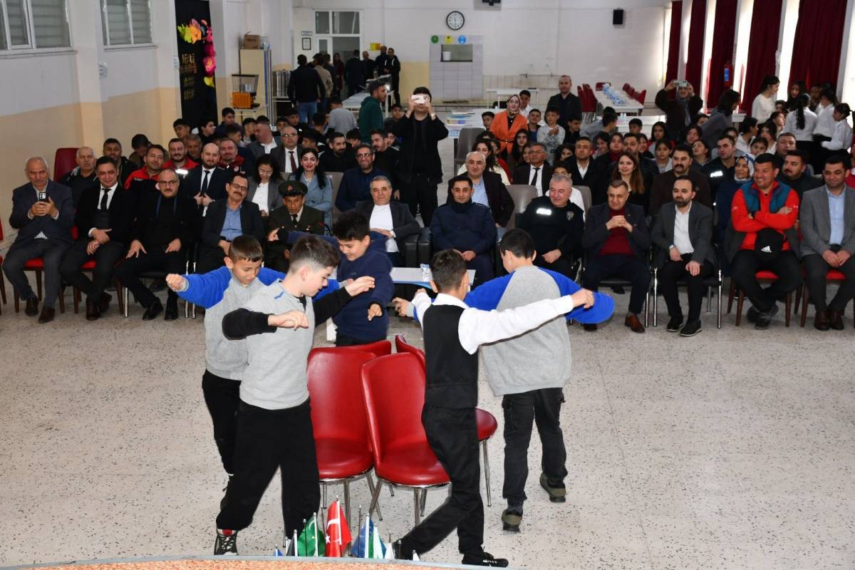 TOMARZA'DA NEVRUZ BAYRAMI COŞKUYLA KUTLANDI