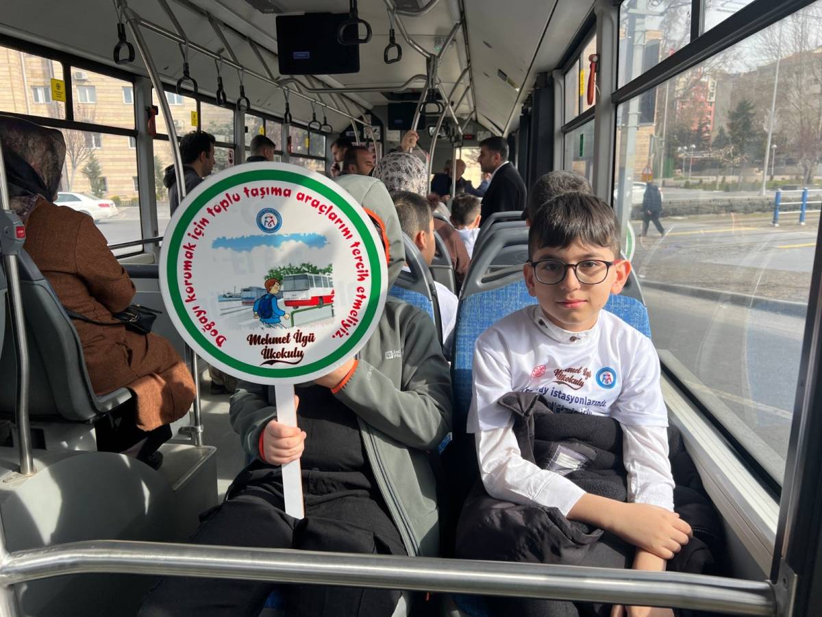 BÜYÜKŞEHİR ULAŞIM A.Ş. İLE ‘NEZAKET YOLDA KALMASIN’ PROJESİNİ HAYATA GEÇİRDİ