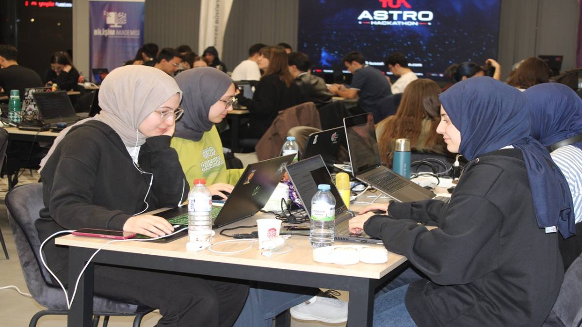 TUA ASTRO HACKATHON YARIŞMASI BAŞLADI