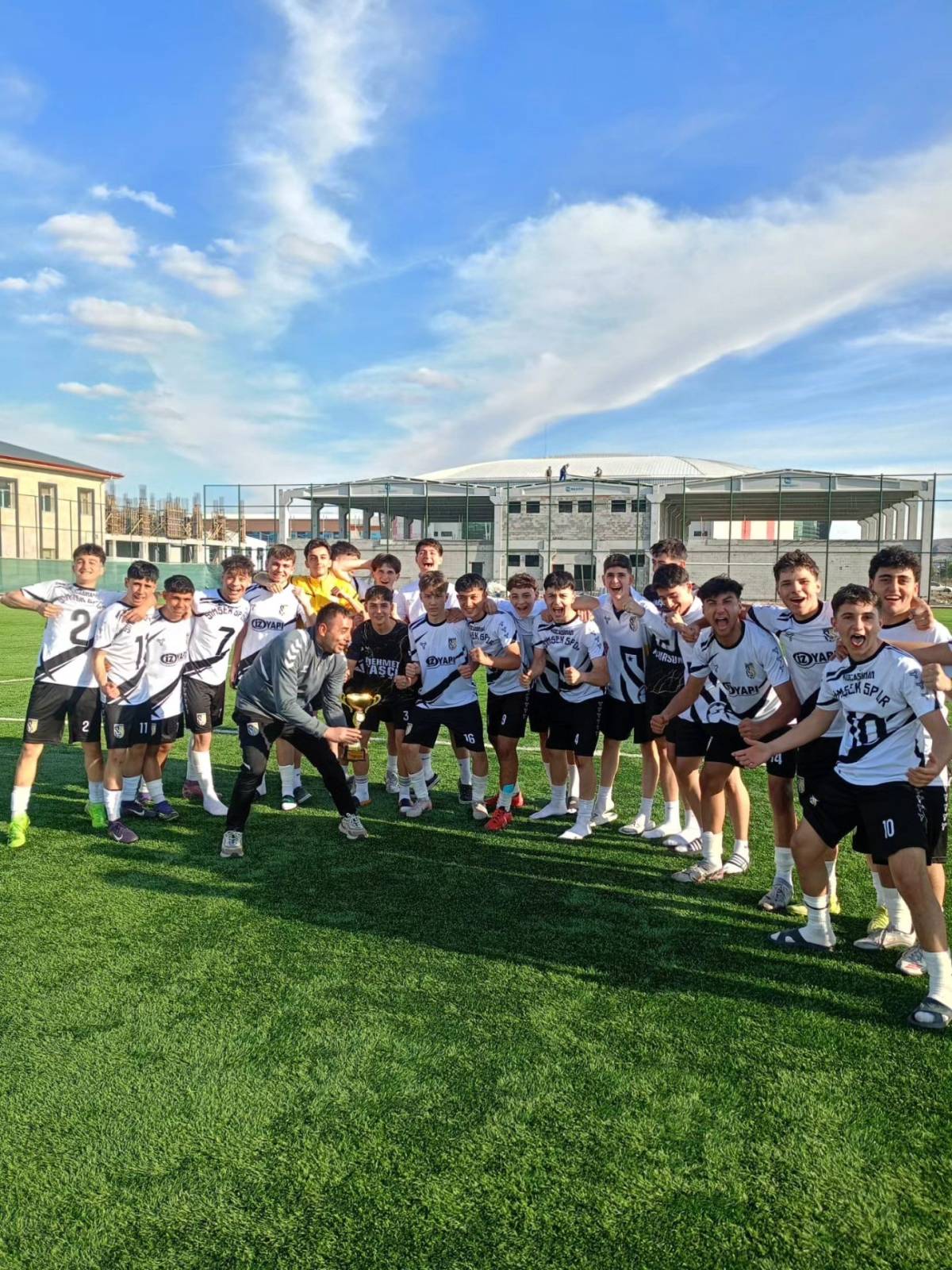 KOCASİNAN ŞİMŞEKSPOR, İKİNCİ TURA YÜKSELDİ