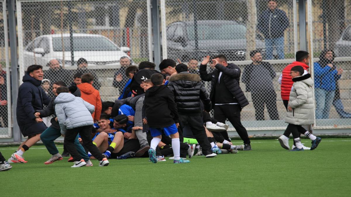 SUNGUR FUTBOL KULÜBÜ U18 TAKIMI ŞAMPİYON OLDU