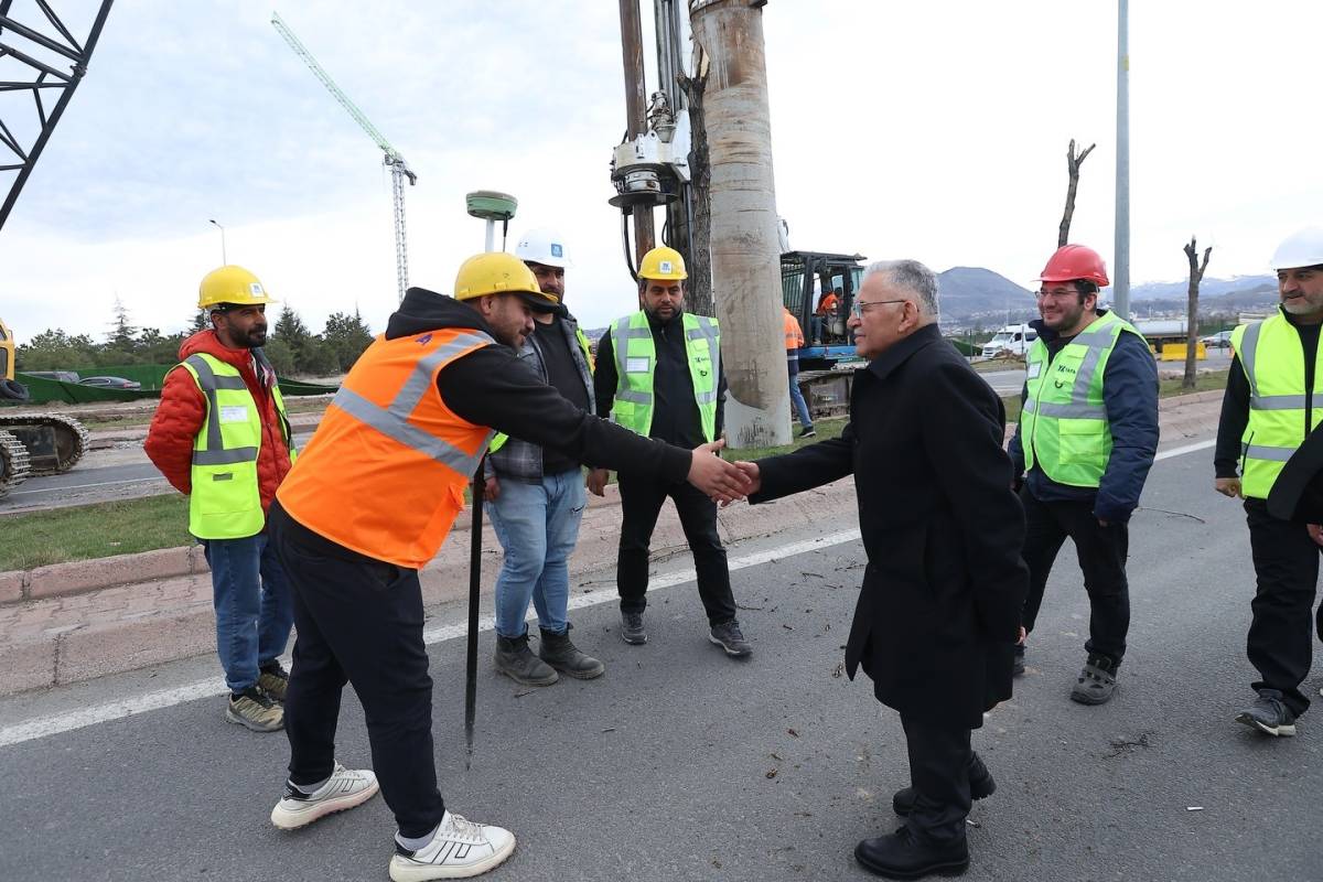 BÜYÜKKILIÇ, KARTAL KATLI KAVŞAĞI PROJESİNİ SAHADA İNCELEDİ
