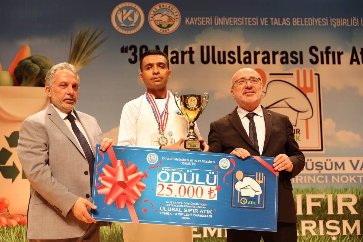 GENÇ ŞEF ADAYLARI ÖDÜLLERİNİ ALDI