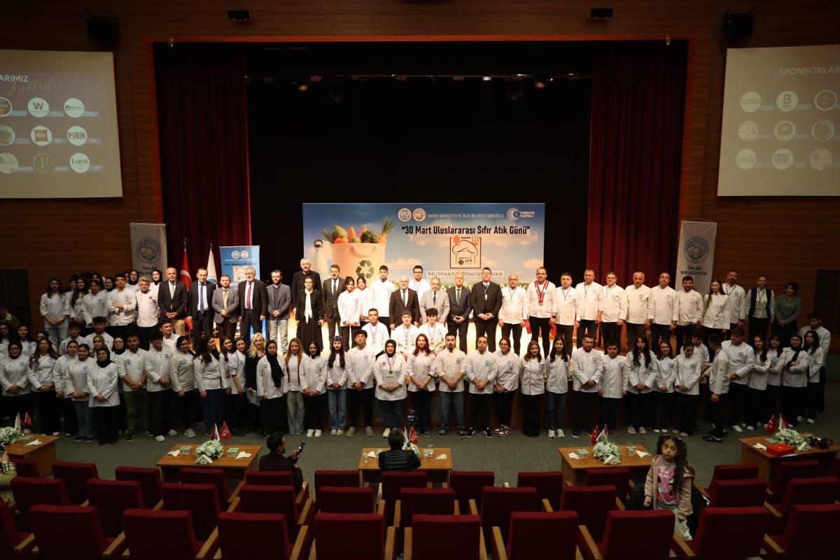 GENÇ ŞEF ADAYLARI ÖDÜLLERİNİ ALDI