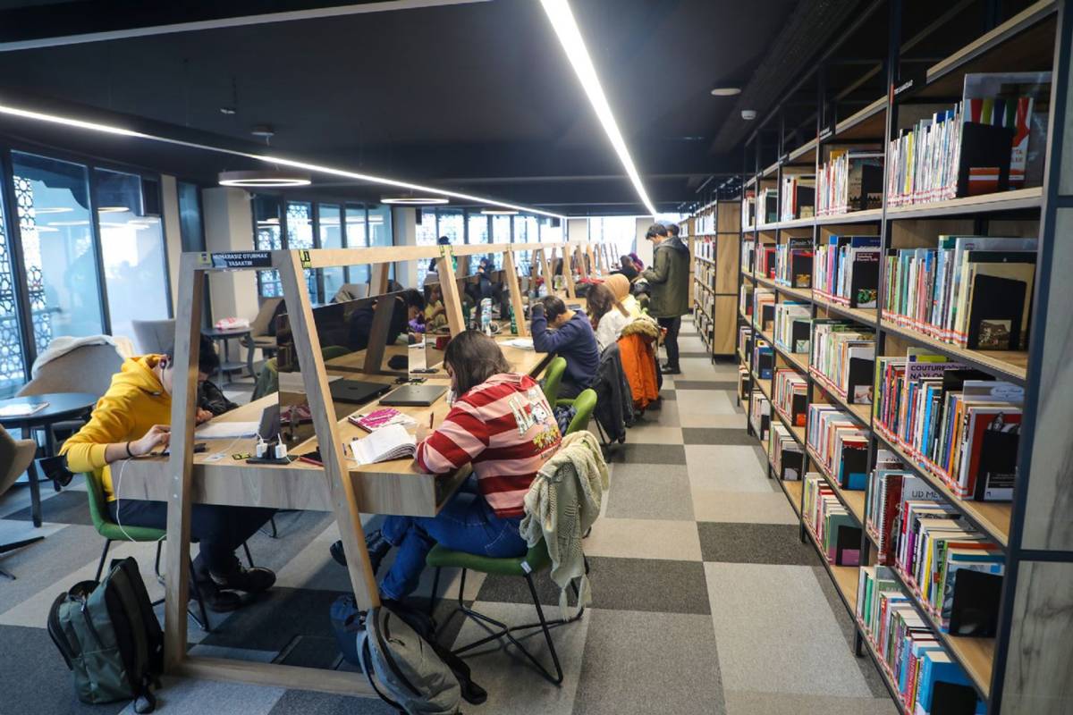 103-TALAS’TA KÜTÜPHANELER HAFTASI’NA ANLAMLI VURGU