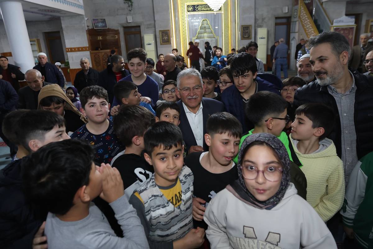 BÜYÜKKILIÇ’TAN İFTAR, ZİYARET VE ESNAF BULUŞMALARI