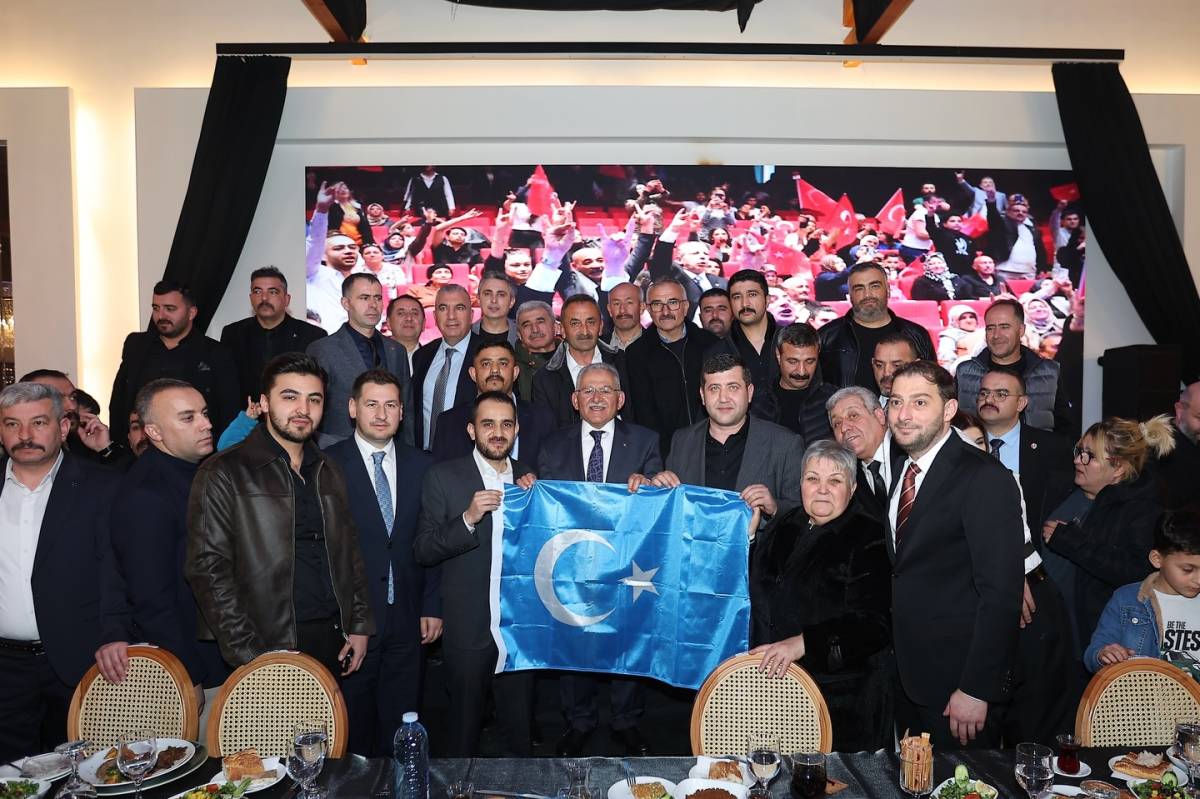 BÜYÜKKILIÇ’TAN İFTAR, ZİYARET VE ESNAF BULUŞMALARI