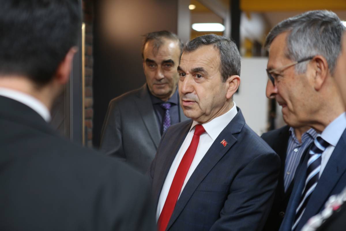 ÇANAKKALE RUHU ERCİYES KOLEJİ’NDE YENİDEN CANLANDI