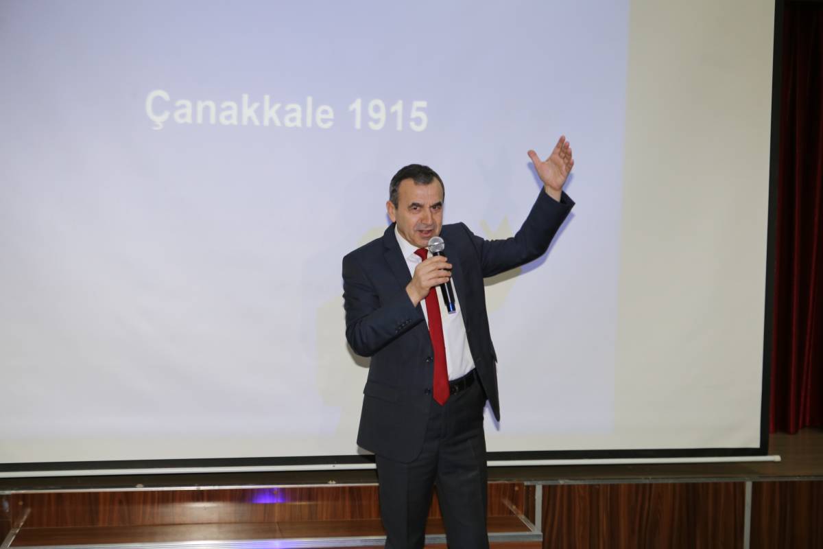 ÇANAKKALE RUHU ERCİYES KOLEJİ’NDE YENİDEN CANLANDI