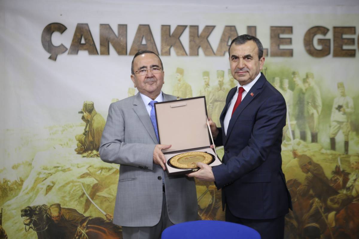ÇANAKKALE RUHU ERCİYES KOLEJİ’NDE YENİDEN CANLANDI