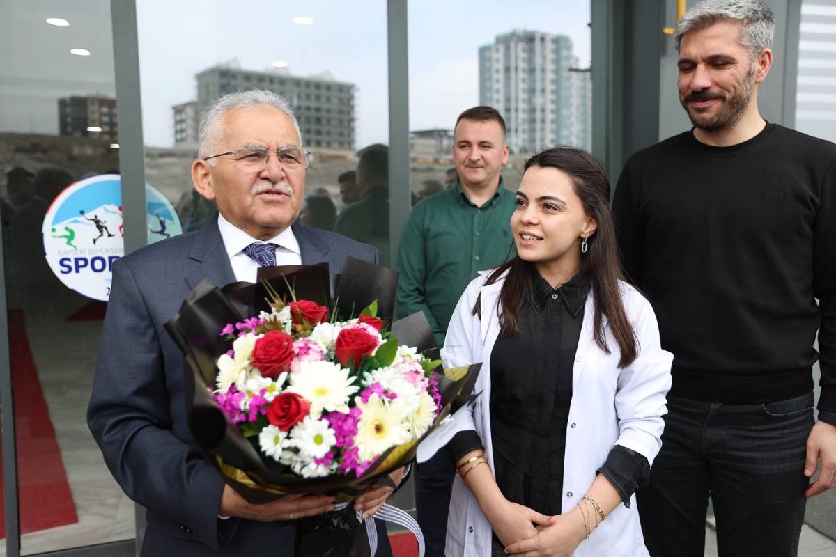 BÜYÜKKILIÇ’TAN İFTAR, ZİYARET VE ESNAF BULUŞMALARI