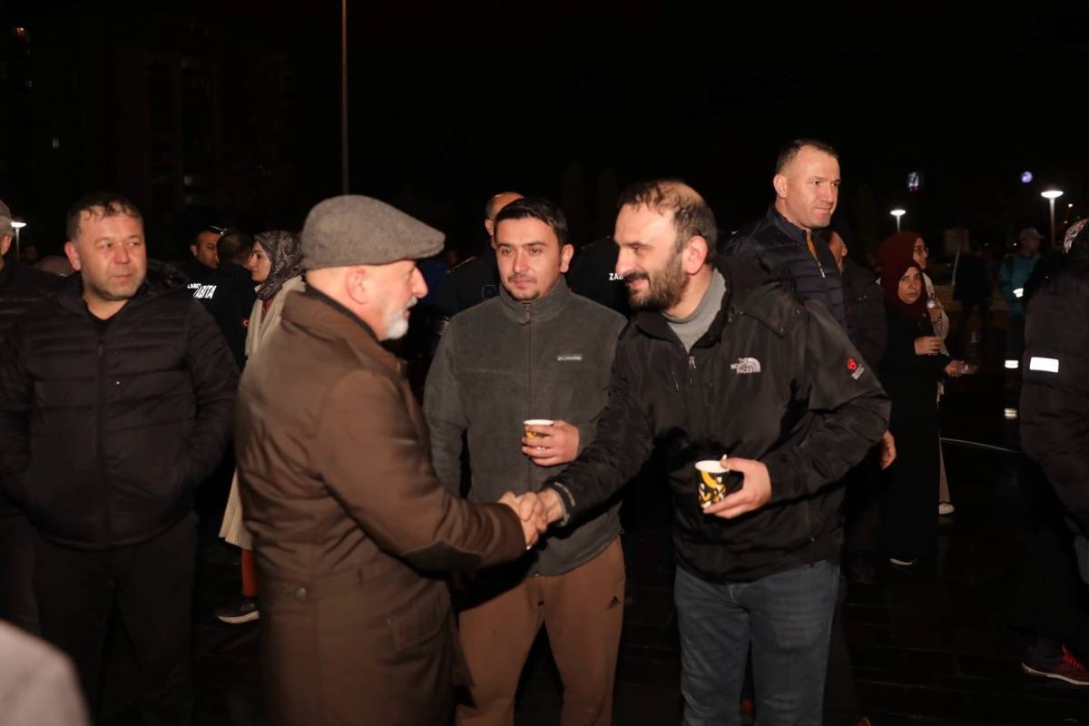 ÇOLAKBAYRAKDAR’DAN SEFERBERLİK ÇAĞRISINA GÖNÜLLERE DOKUNAN HİZMETLER