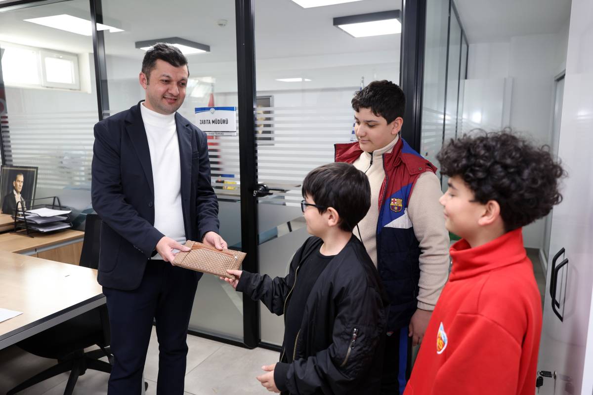 YAŞLARI KÜÇÜK, KALPLERİ BÜYÜK