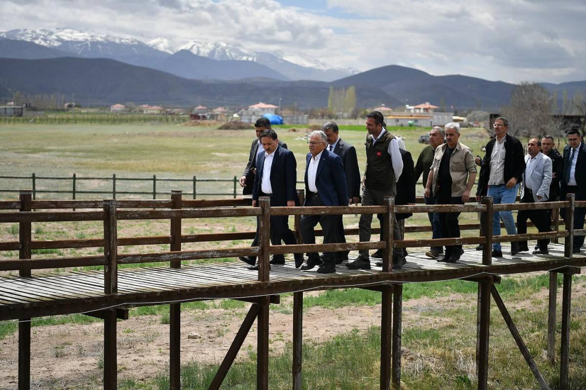 BÜYÜKKILIÇ’TAN KAYSERİ’NİN TURİZM POTANSİYELİ VE TURİZM KALKINMA ATAĞINA VURGU