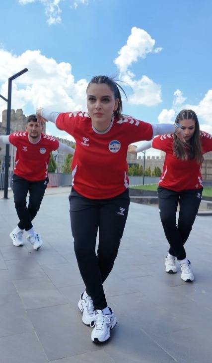 BÜYÜKŞEHİR’DEN 2027 TÜRK DÜNYASI KÜLTÜR BAŞKENTLİĞİNE “KARTAL DANSI” İLE KUTLAMA