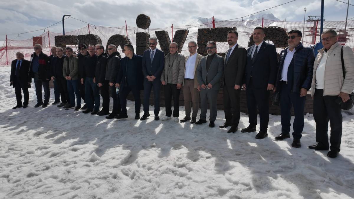 BÜYÜKŞEHİR’İN ERCİYES YÜKSEK İRTİFA KAMP MERKEZİ’NE SPOR YAZARLARINDAN TAM NOT