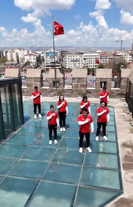 BÜYÜKŞEHİR’DEN 2027 TÜRK DÜNYASI KÜLTÜR BAŞKENTLİĞİNE “KARTAL DANSI” İLE KUTLAMA