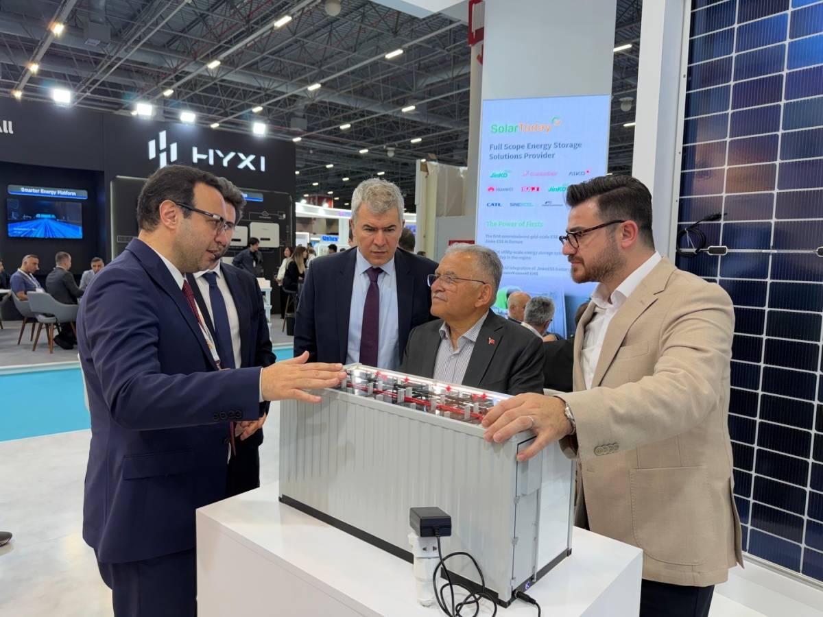 BAŞKAN BÜYÜKKILIÇ, SOLAREX İSTANBUL FUARI’NA KATILDI