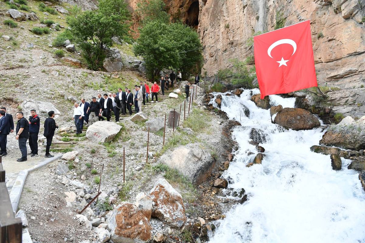BÜYÜKKILIÇ’TAN KAYSERİ’NİN TURİZM POTANSİYELİ VE TURİZM KALKINMA ATAĞINA VURGU