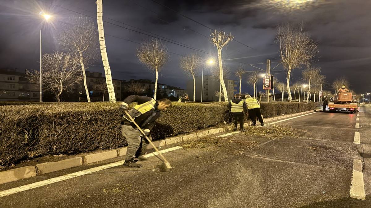 BÜYÜKŞEHİR’DEN GECE YARISI ULAŞIM GÜVENLİĞİ İÇİN KESİNTİSİZ MESAİ