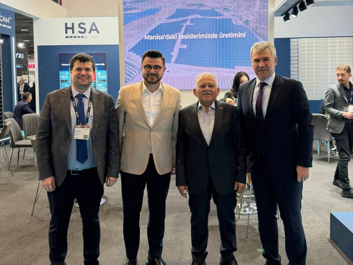 BAŞKAN BÜYÜKKILIÇ, SOLAREX İSTANBUL FUARI’NA KATILDI