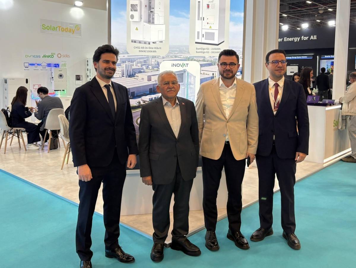 BAŞKAN BÜYÜKKILIÇ, SOLAREX İSTANBUL FUARI’NA KATILDI