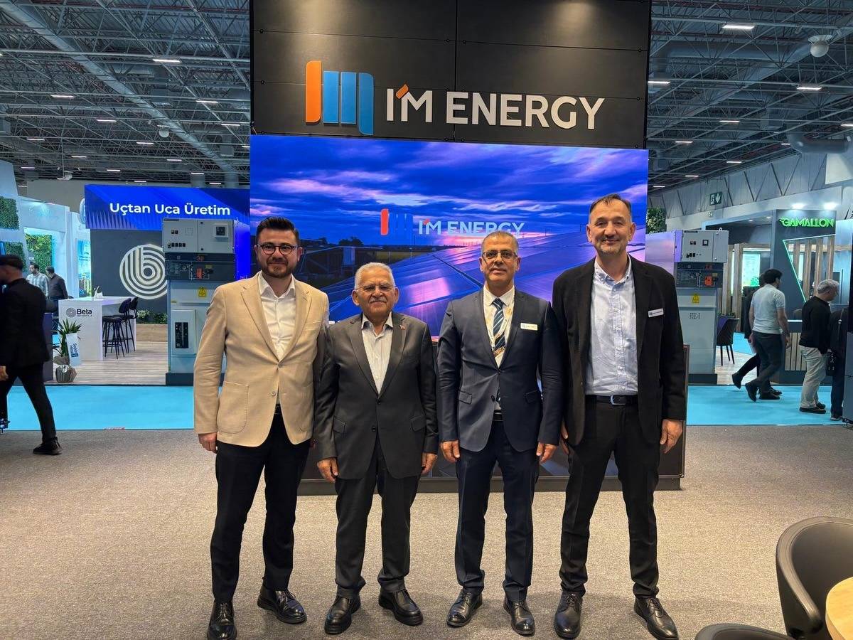 BAŞKAN BÜYÜKKILIÇ, SOLAREX İSTANBUL FUARI’NA KATILDI