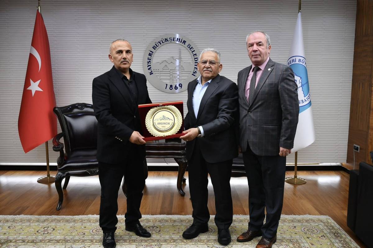 BAŞKAN BÜYÜKKILIÇ’A “ZİYARET” YOĞUNLUĞU