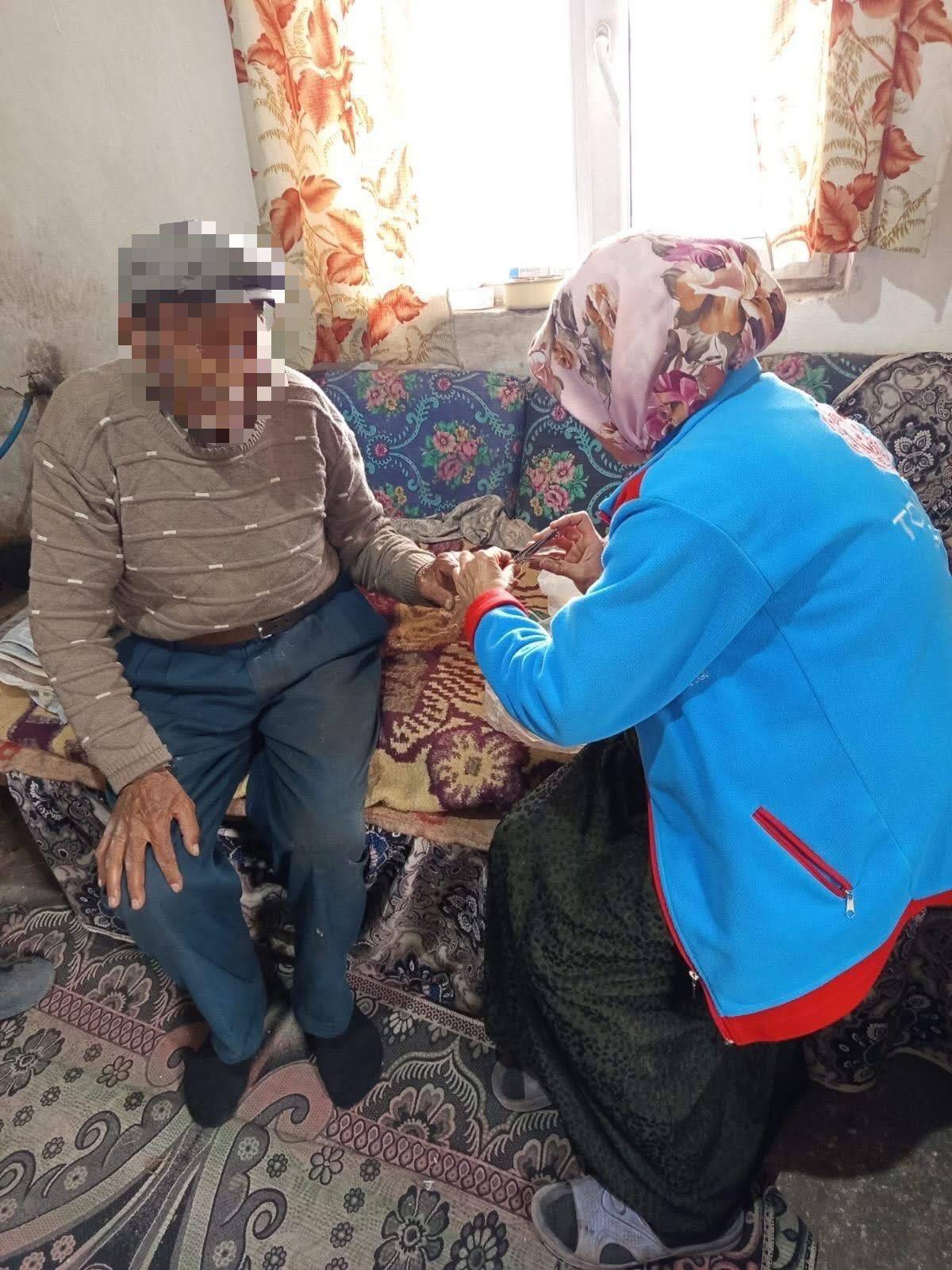 YAŞLILAR HAFTASI’NDA ANLAMLI HİZMET