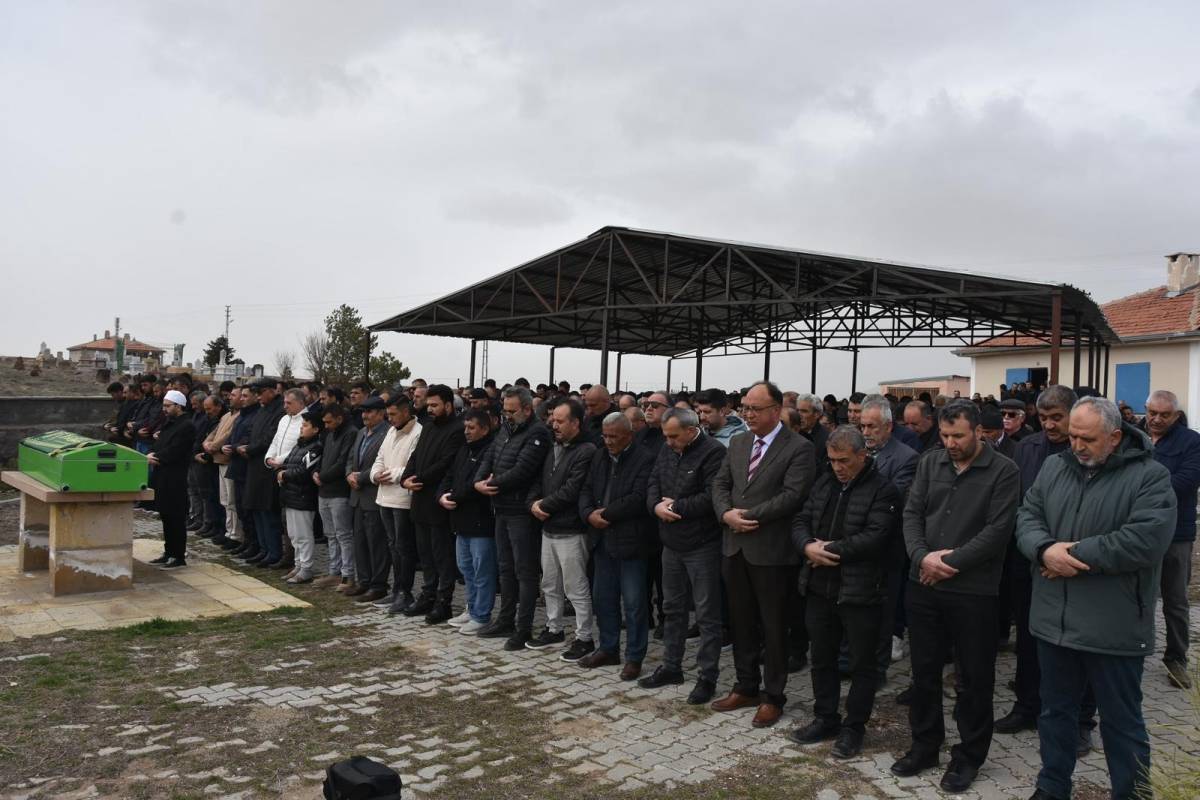 BÜYÜKCANLI MAHALLE MUHTARI SON YOLCULUĞUNA UĞURLANDI