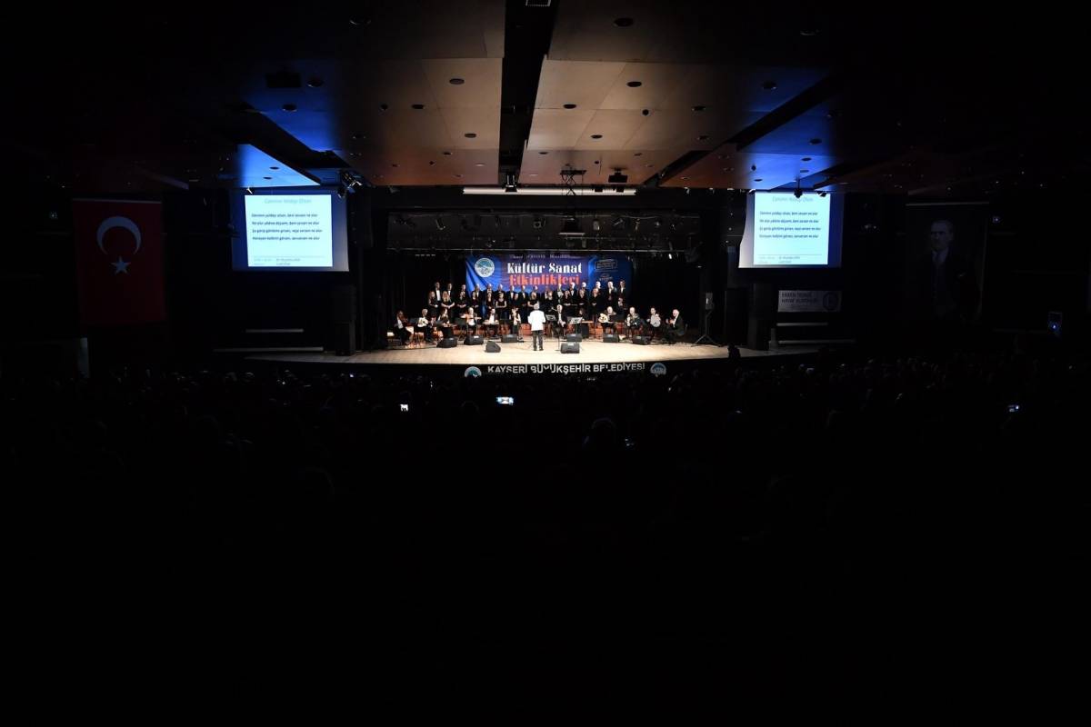 TÜRK SANAT MÜZİĞİ KONSERİ BÜYÜK İLGİ GÖRDÜ