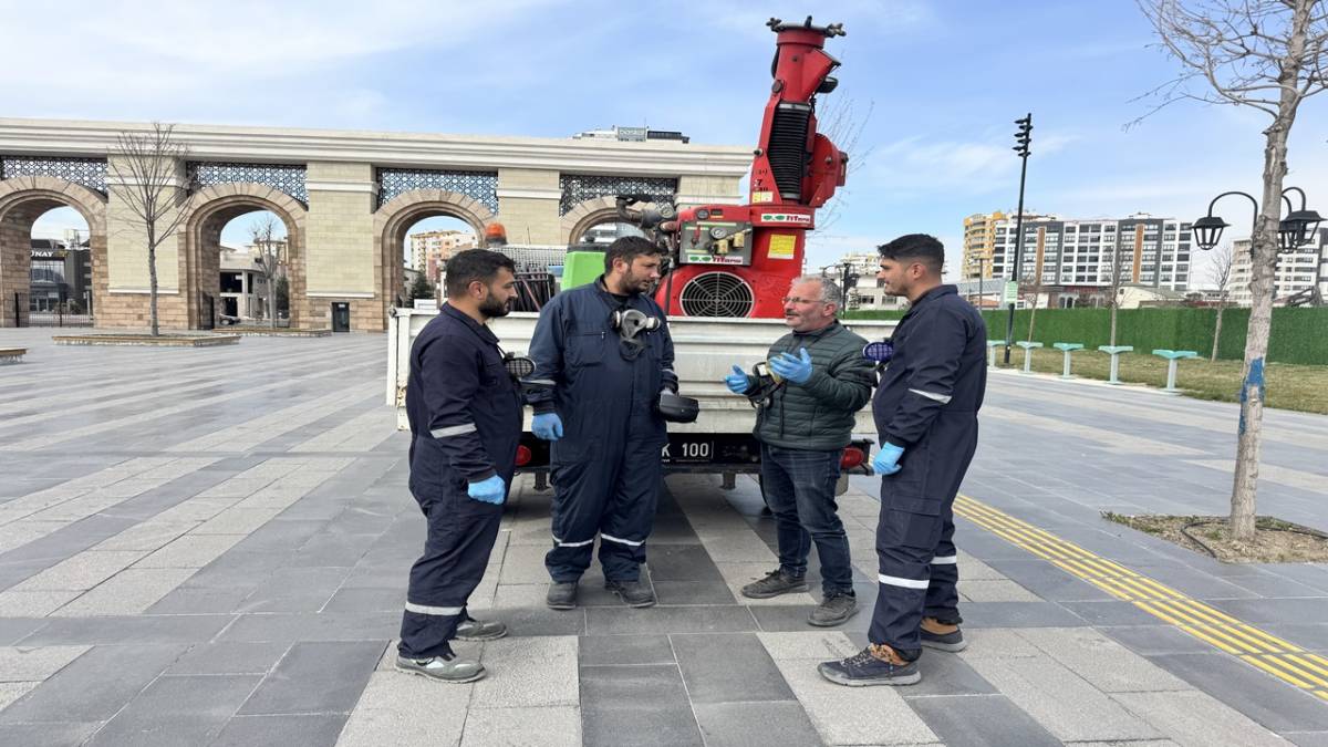 YEŞİL ALANLARA BAHAR DOKUNUŞU